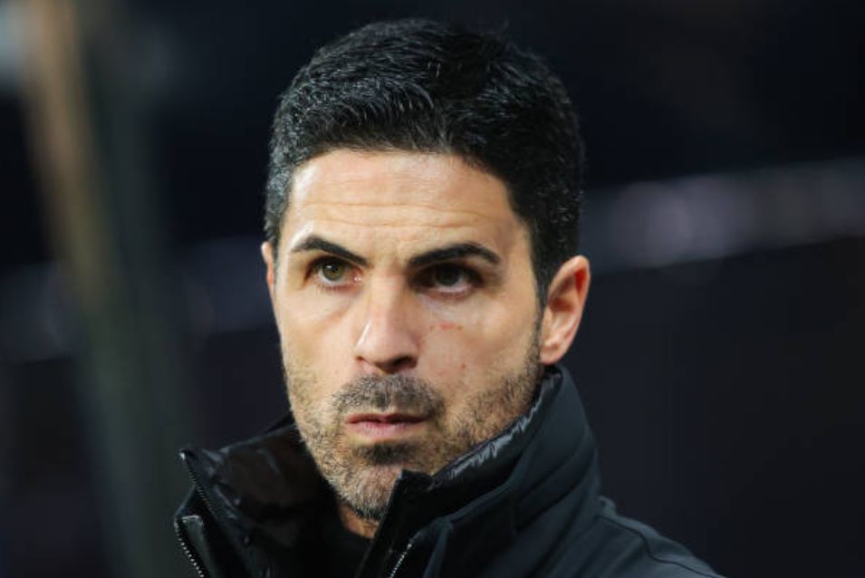 AI dự đoán Arsenal chưa thể giải cơn khát danh hiệu Premier League ở mùa 2024/25.